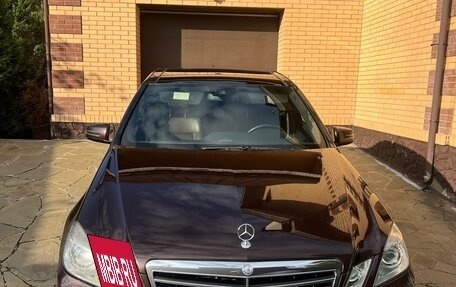 Mercedes-Benz E-Класс, 2010 год, 1 650 000 рублей, 2 фотография