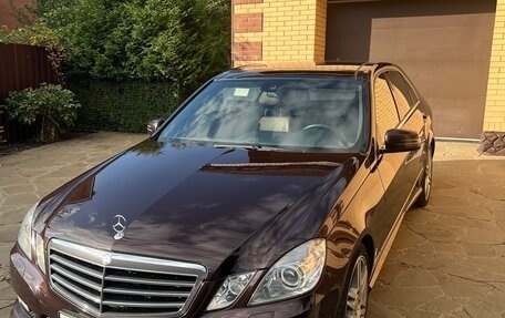 Mercedes-Benz E-Класс, 2010 год, 1 650 000 рублей, 3 фотография