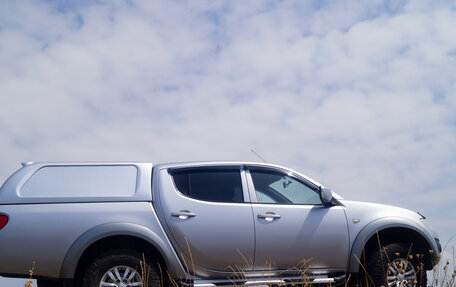 Mitsubishi L200 IV рестайлинг, 2015 год, 1 600 000 рублей, 8 фотография
