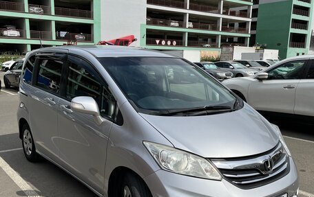 Honda Freed I, 2012 год, 1 300 000 рублей, 4 фотография