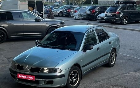 Mitsubishi Carisma I, 2003 год, 230 000 рублей, 1 фотография