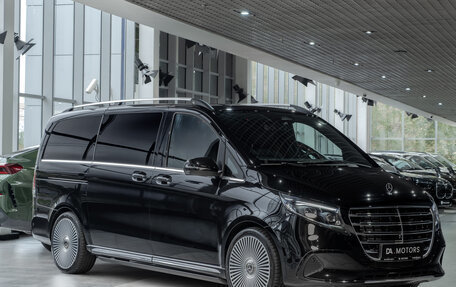 Mercedes-Benz V-Класс, 2024 год, 30 000 000 рублей, 5 фотография