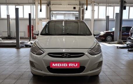 Hyundai Solaris II рестайлинг, 2011 год, 699 990 рублей, 2 фотография