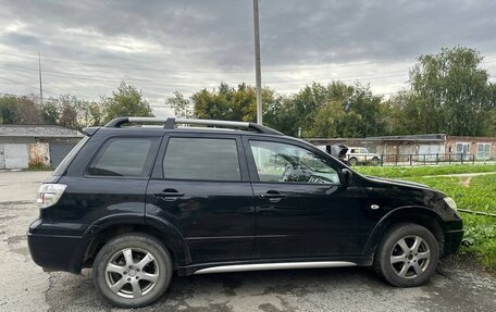Mitsubishi Outlander III рестайлинг 3, 2007 год, 1 100 000 рублей, 3 фотография