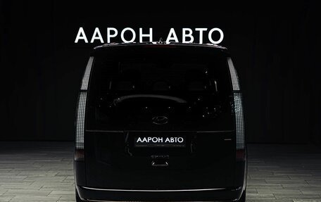 Hyundai Staria, 2024 год, 6 890 000 рублей, 8 фотография