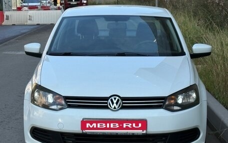 Volkswagen Polo VI (EU Market), 2013 год, 599 000 рублей, 2 фотография