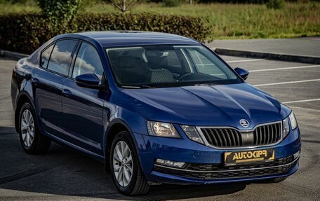 Skoda Octavia, 2018 год, 1 585 000 рублей, 2 фотография