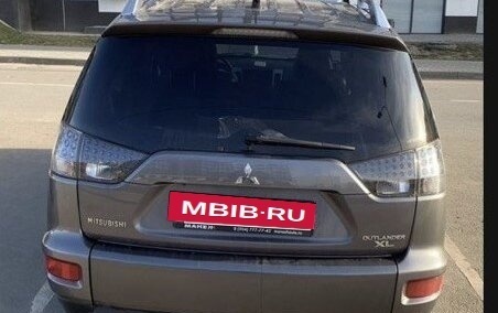 Mitsubishi Outlander III рестайлинг 3, 2010 год, 1 150 000 рублей, 3 фотография