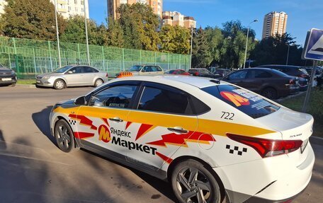 Hyundai Solaris II рестайлинг, 2020 год, 1 400 000 рублей, 4 фотография