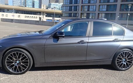 BMW 3 серия, 2018 год, 1 999 000 рублей, 3 фотография