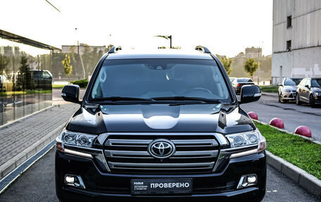 Toyota Land Cruiser 200, 2018 год, 7 999 000 рублей, 3 фотография