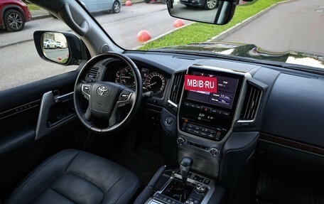 Toyota Land Cruiser 200, 2018 год, 7 999 000 рублей, 9 фотография