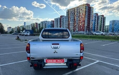 Mitsubishi L200 IV рестайлинг, 2007 год, 776 000 рублей, 4 фотография