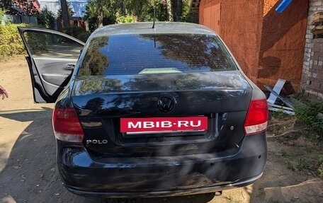 Volkswagen Polo VI (EU Market), 2013 год, 750 000 рублей, 2 фотография