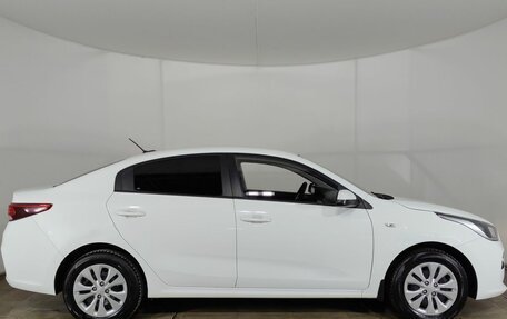 KIA Rio IV, 2019 год, 1 325 000 рублей, 4 фотография