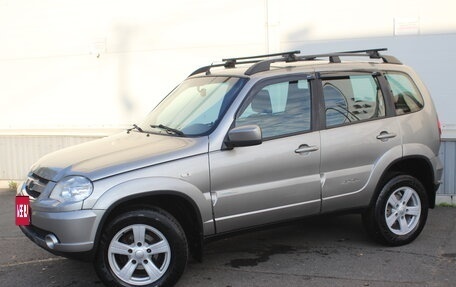 Chevrolet Niva I рестайлинг, 2015 год, 470 000 рублей, 2 фотография