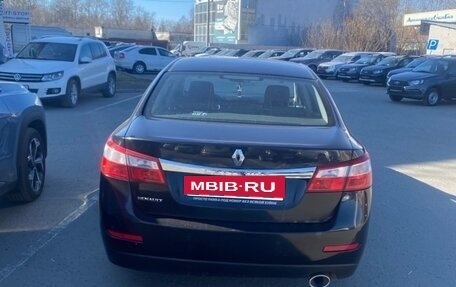 Renault Latitude I, 2010 год, 490 000 рублей, 2 фотография