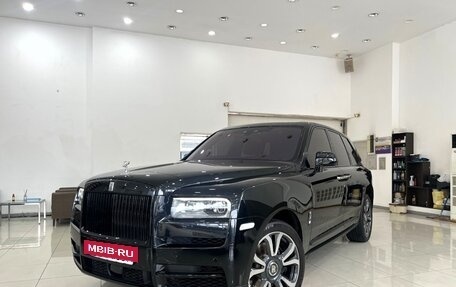 Rolls-Royce Cullinan, 2023 год, 36 710 680 рублей, 2 фотография