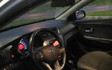 KIA Rio III рестайлинг, 2012 год, 890 000 рублей, 6 фотография