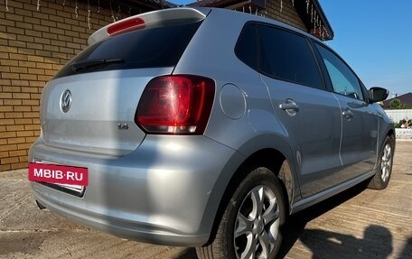 Volkswagen Polo VI (EU Market), 2012 год, 850 000 рублей, 2 фотография