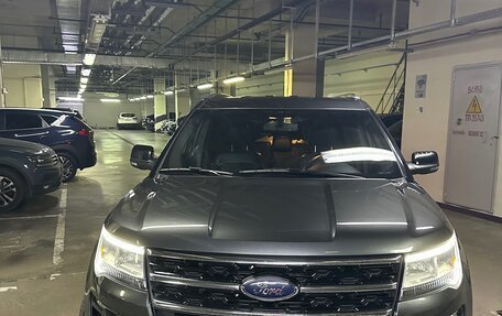 Ford Explorer VI, 2019 год, 3 100 000 рублей, 2 фотография