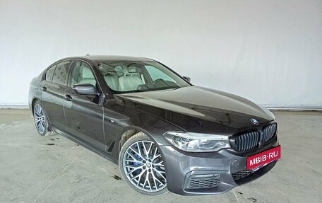 BMW 5 серия, 2019 год, 4 360 000 рублей, 3 фотография