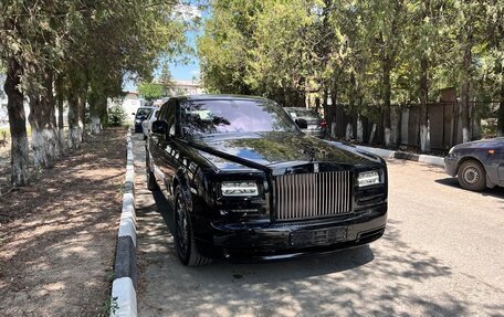 Rolls-Royce Phantom VII рестайлинг, 2014 год, 40 000 000 рублей, 3 фотография
