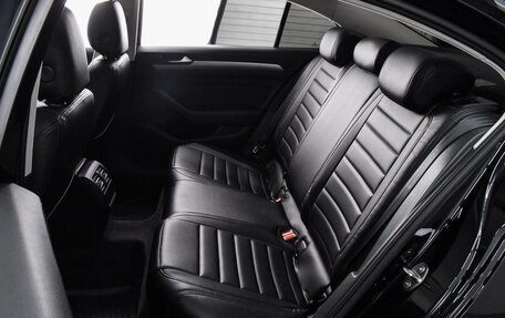 Volkswagen Passat B8 рестайлинг, 2016 год, 1 780 000 рублей, 9 фотография