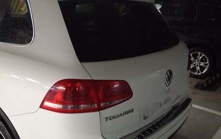 Volkswagen Touareg III, 2011 год, 1 450 000 рублей, 4 фотография