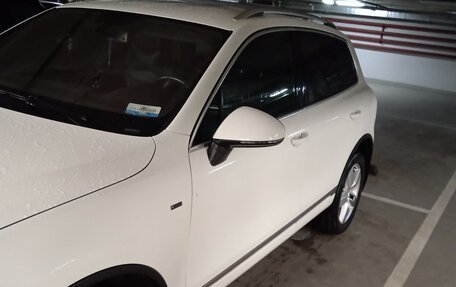 Volkswagen Touareg III, 2011 год, 1 450 000 рублей, 5 фотография