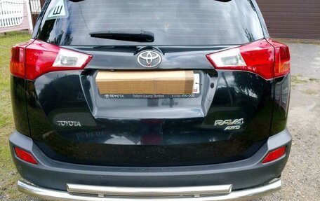 Toyota RAV4, 2015 год, 2 200 000 рублей, 4 фотография