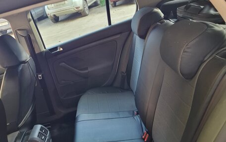 Volkswagen Golf V, 2008 год, 600 000 рублей, 2 фотография