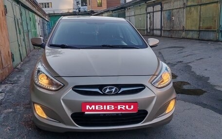 Hyundai Solaris II рестайлинг, 2013 год, 909 000 рублей, 4 фотография
