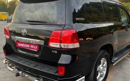 Toyota Land Cruiser 200, 2010 год, 3 600 000 рублей, 7 фотография