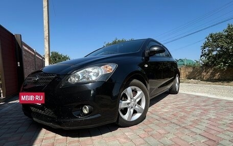 KIA cee'd I рестайлинг, 2008 год, 850 000 рублей, 2 фотография