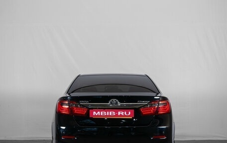 Toyota Camry, 2014 год, 1 799 000 рублей, 5 фотография