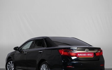 Toyota Camry, 2014 год, 1 799 000 рублей, 6 фотография