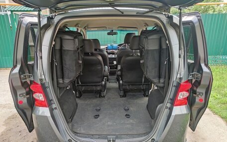 Honda Freed I, 2010 год, 950 000 рублей, 6 фотография