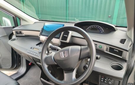 Honda Freed I, 2010 год, 950 000 рублей, 8 фотография