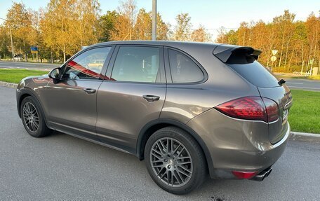 Porsche Cayenne III, 2011 год, 2 499 000 рублей, 3 фотография