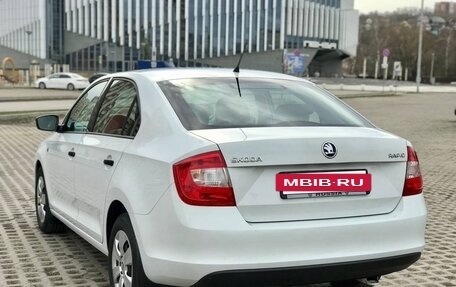 Skoda Rapid I, 2015 год, 1 068 000 рублей, 10 фотография