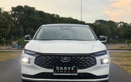 Ford Mondeo, 2022 год, 1 870 000 рублей, 2 фотография