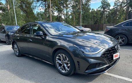 Hyundai Sonata VIII, 2021 год, 2 800 000 рублей, 4 фотография