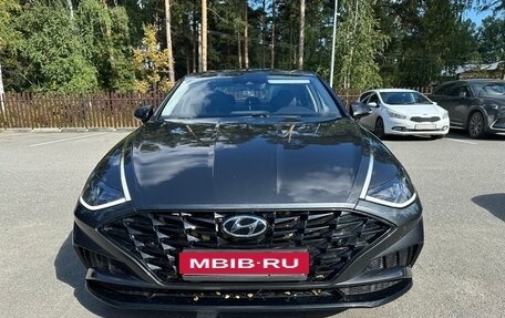Hyundai Sonata VIII, 2021 год, 2 800 000 рублей, 3 фотография