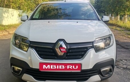 Renault Logan II, 2021 год, 1 150 000 рублей, 2 фотография