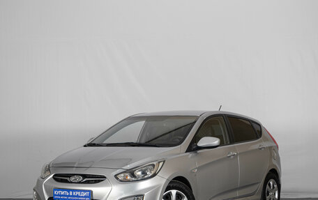 Hyundai Solaris II рестайлинг, 2013 год, 899 000 рублей, 3 фотография