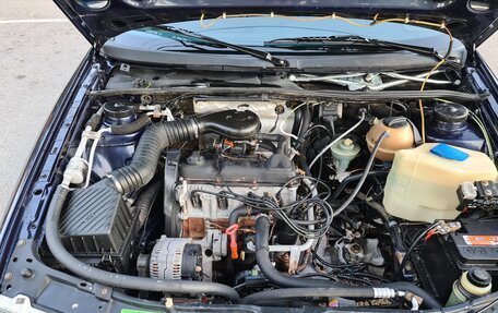 Volkswagen Passat B4, 1994 год, 400 000 рублей, 7 фотография