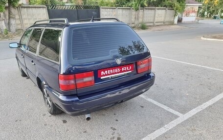 Volkswagen Passat B4, 1994 год, 400 000 рублей, 2 фотография