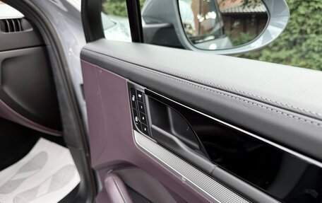 Porsche Cayenne III, 2025 год, 20 000 000 рублей, 15 фотография