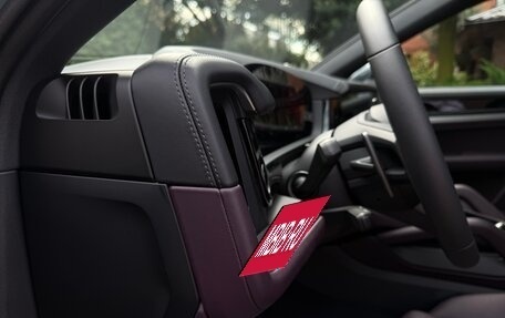 Porsche Cayenne III, 2025 год, 20 000 000 рублей, 18 фотография